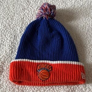 New Era Knicks beanie in blue and orange